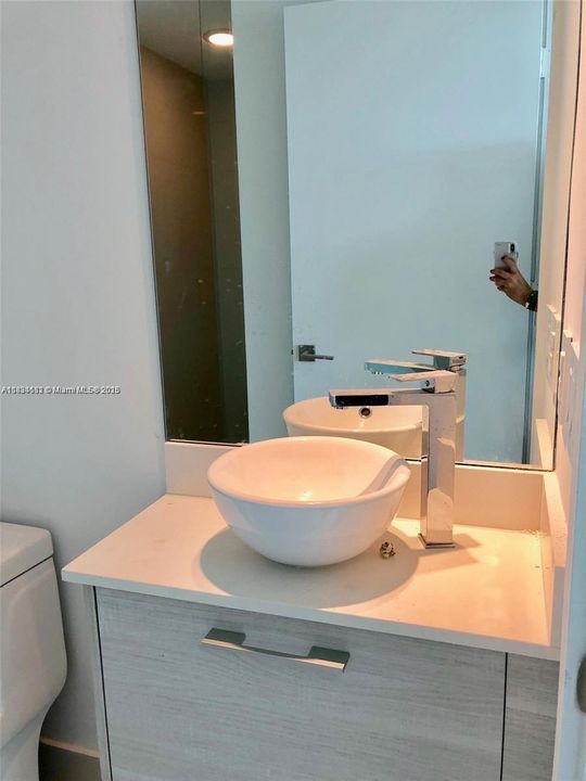 For Rent: $5,500 (2 beds, 3 baths, 1151 Square Feet)