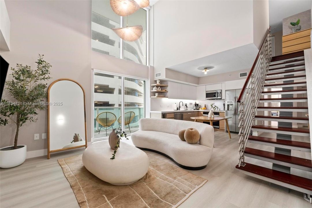 For Sale: $630,000 (2 beds, 2 baths, 1267 Square Feet)