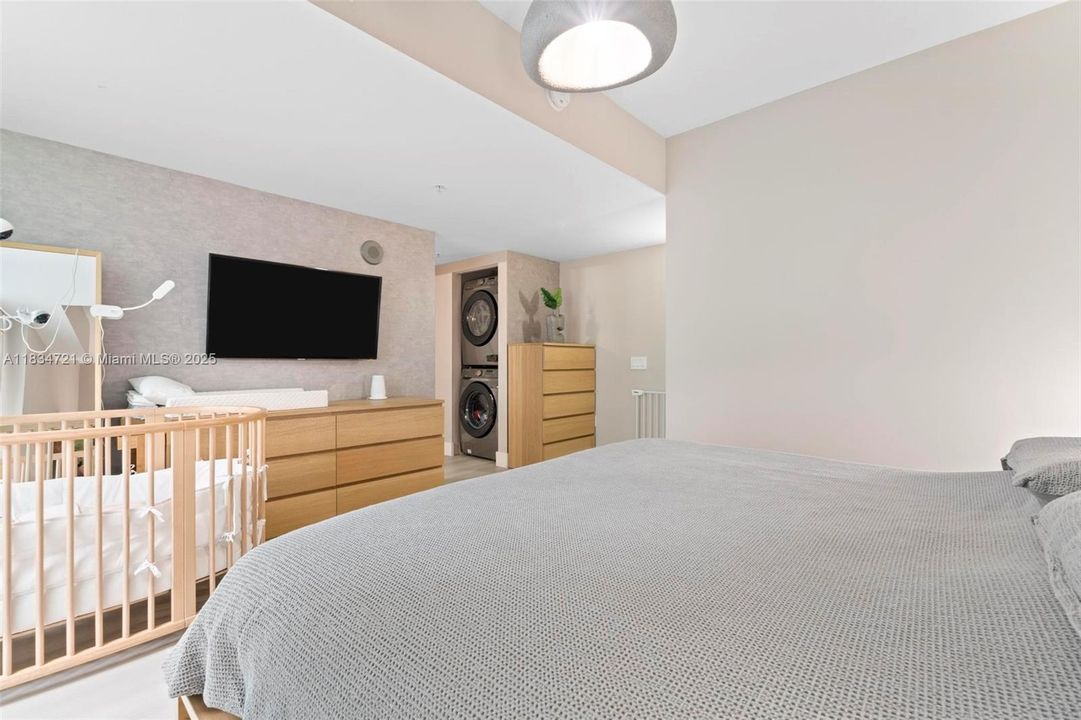 For Sale: $630,000 (2 beds, 2 baths, 1267 Square Feet)