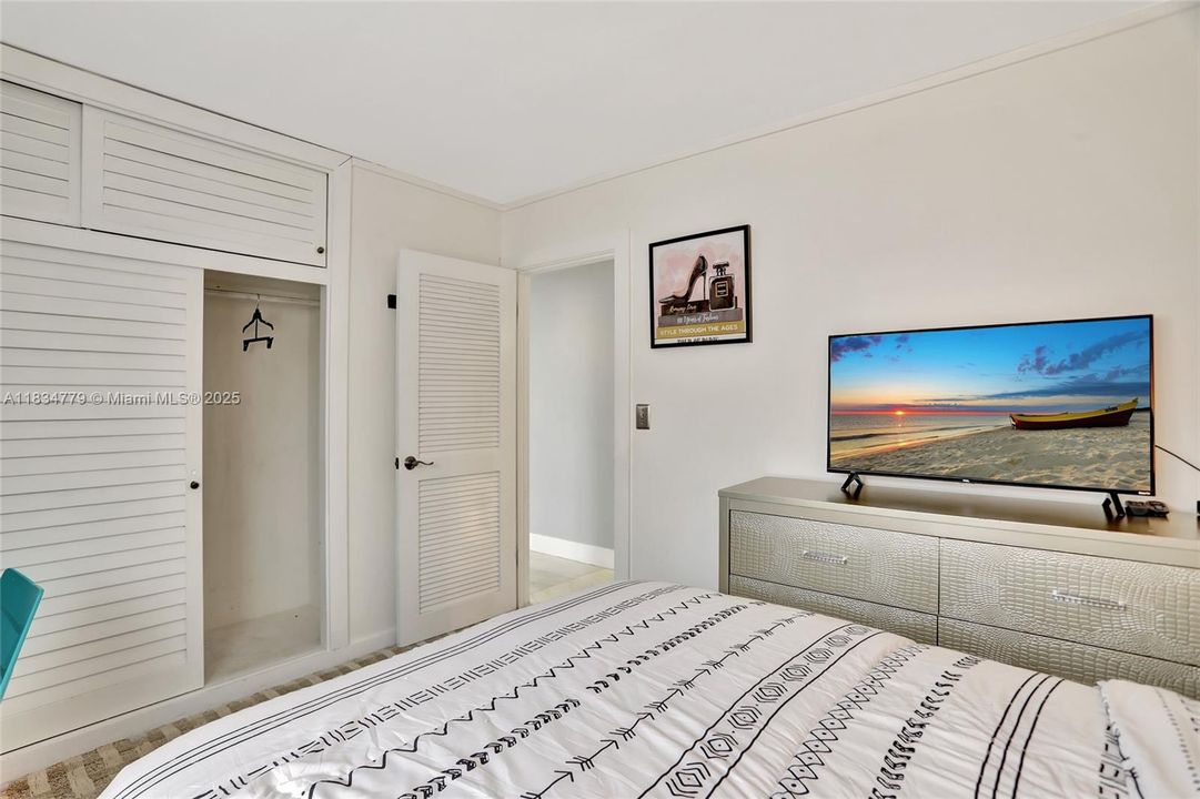 En Venta: $1,200,000 (3 camas, 2 baños, 1313 Pies cuadrados)