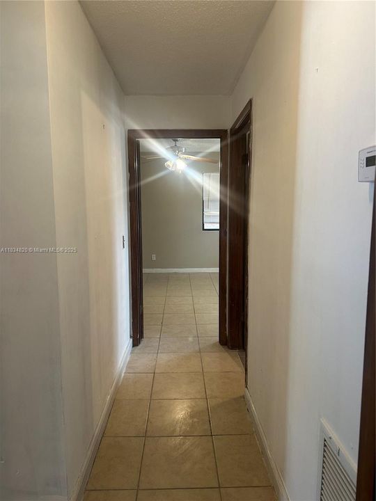 En Venta: $180,000 (2 camas, 1 baños, 1024 Pies cuadrados)