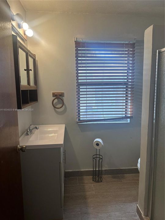 En Venta: $180,000 (2 camas, 1 baños, 1024 Pies cuadrados)