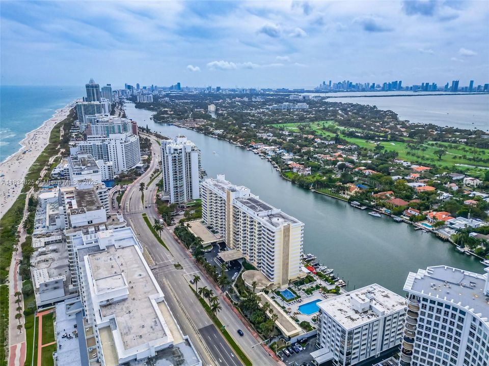 Recently Sold: $550,000 (2 beds, 2 baths, 1190 Square Feet)