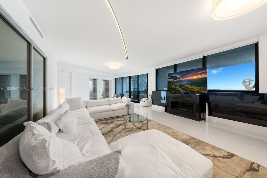 На продажу: $3,880,000 (3 спален, 4 ванн, 3171 Квадратных фут)