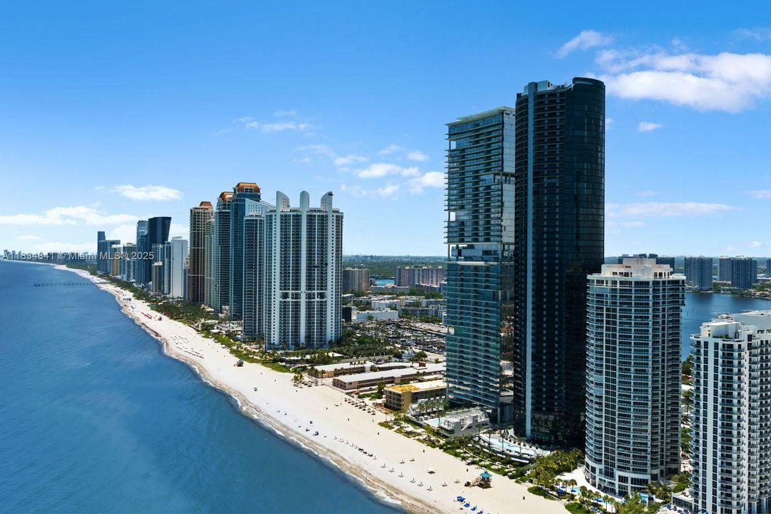 На продажу: $3,880,000 (3 спален, 4 ванн, 3171 Квадратных фут)