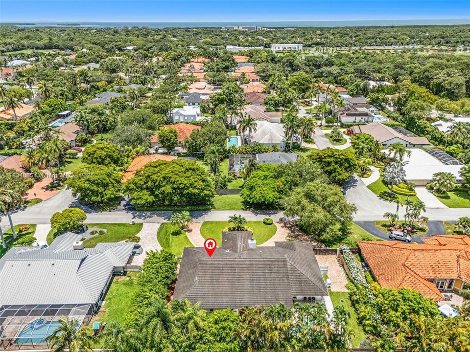 Recently Sold: $1,645,000 (5 beds, 4 baths, 3545 Square Feet)