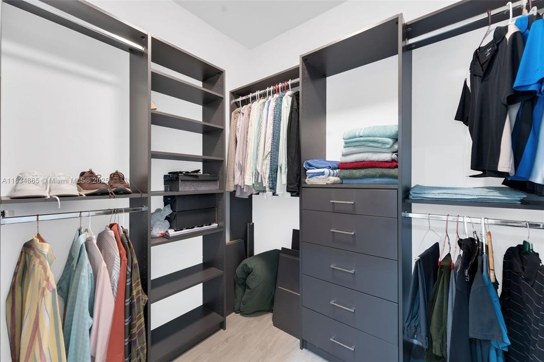 Master Closet 1