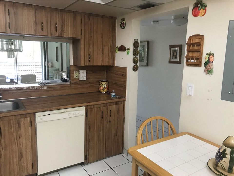 Activo con contrato: $159,900 (1 camas, 1 baños, 773 Pies cuadrados)