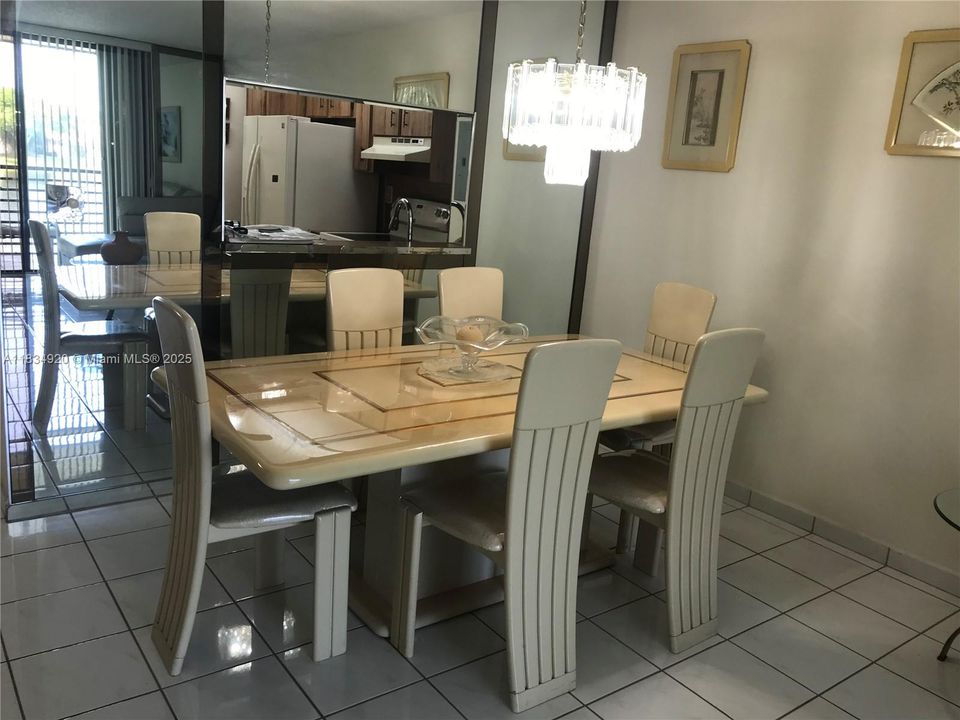 Activo con contrato: $159,900 (1 camas, 1 baños, 773 Pies cuadrados)