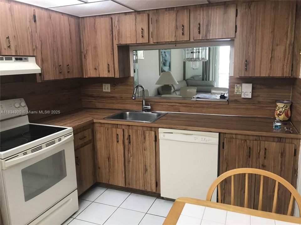 Activo con contrato: $159,900 (1 camas, 1 baños, 773 Pies cuadrados)