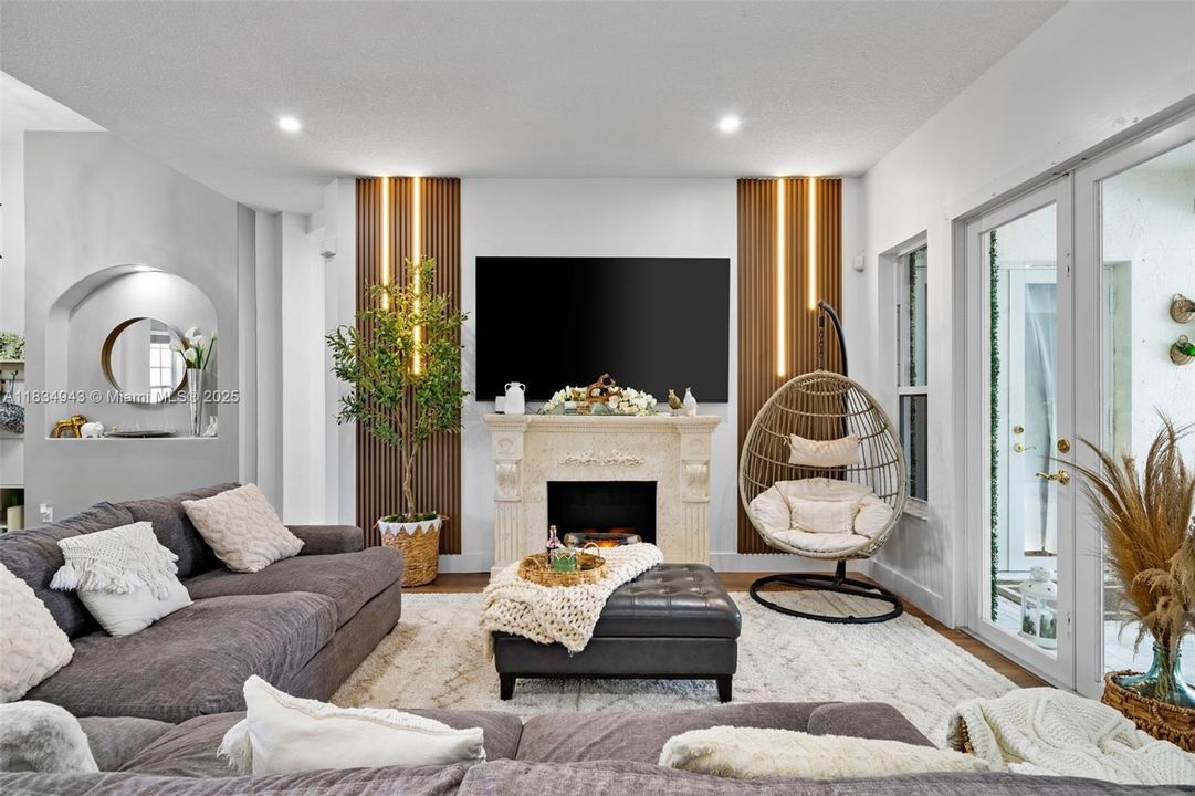 For Sale: $1,297,500 (5 beds, 3 baths, 2901 Square Feet)