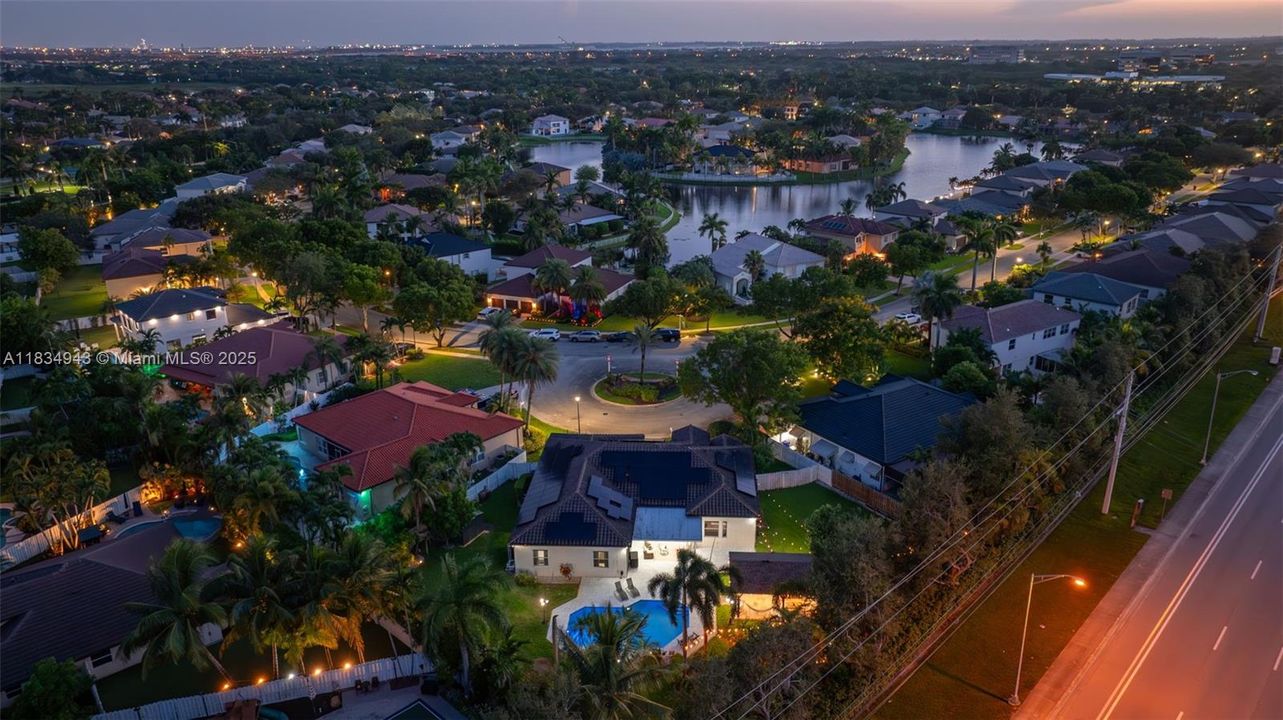 For Sale: $1,297,500 (5 beds, 3 baths, 2901 Square Feet)