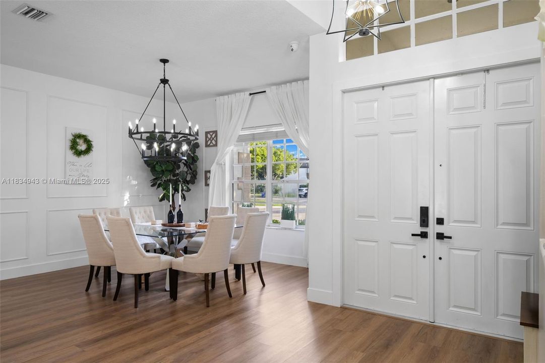 For Sale: $1,297,500 (5 beds, 3 baths, 2901 Square Feet)