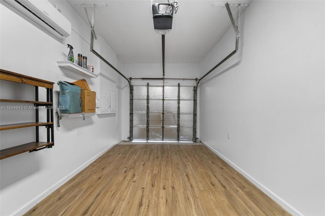 For Sale: $1,297,500 (5 beds, 3 baths, 2901 Square Feet)