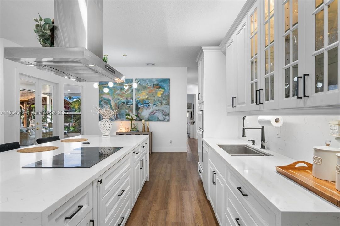 For Sale: $1,297,500 (5 beds, 3 baths, 2901 Square Feet)