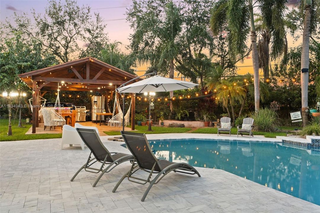 For Sale: $1,297,500 (5 beds, 3 baths, 2901 Square Feet)