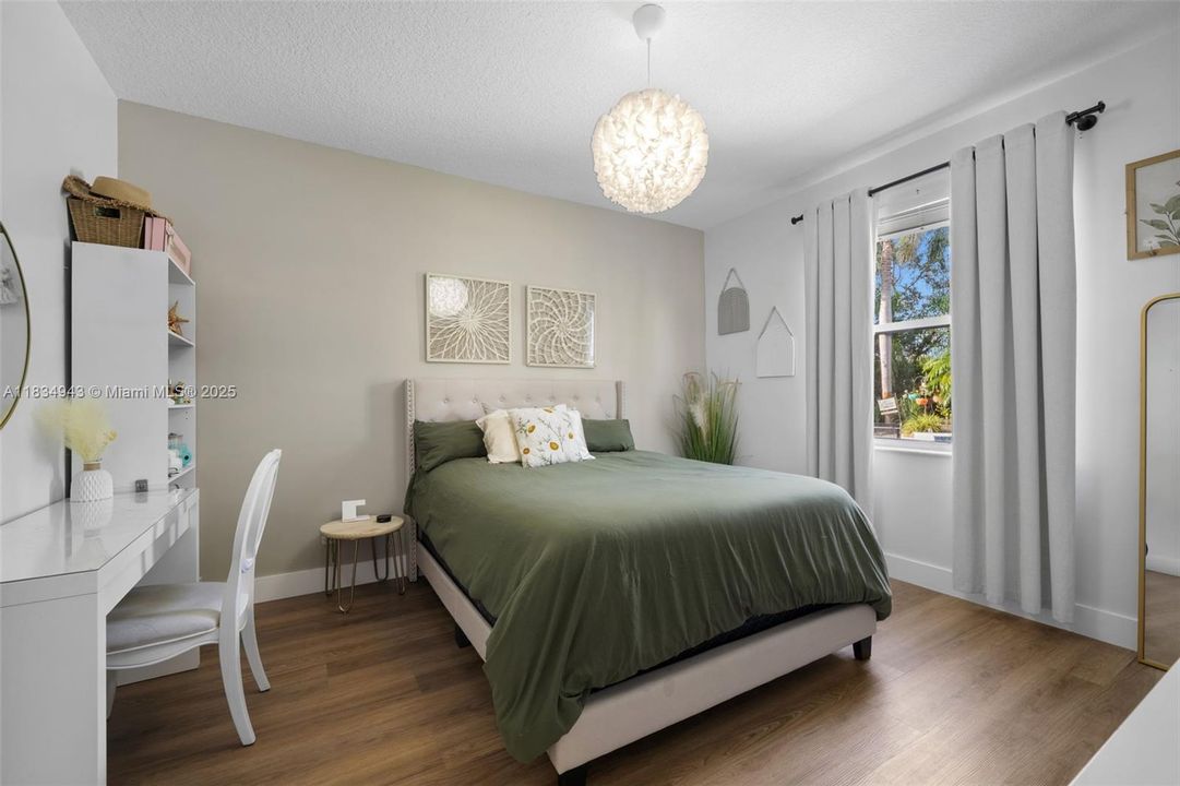 For Sale: $1,297,500 (5 beds, 3 baths, 2901 Square Feet)