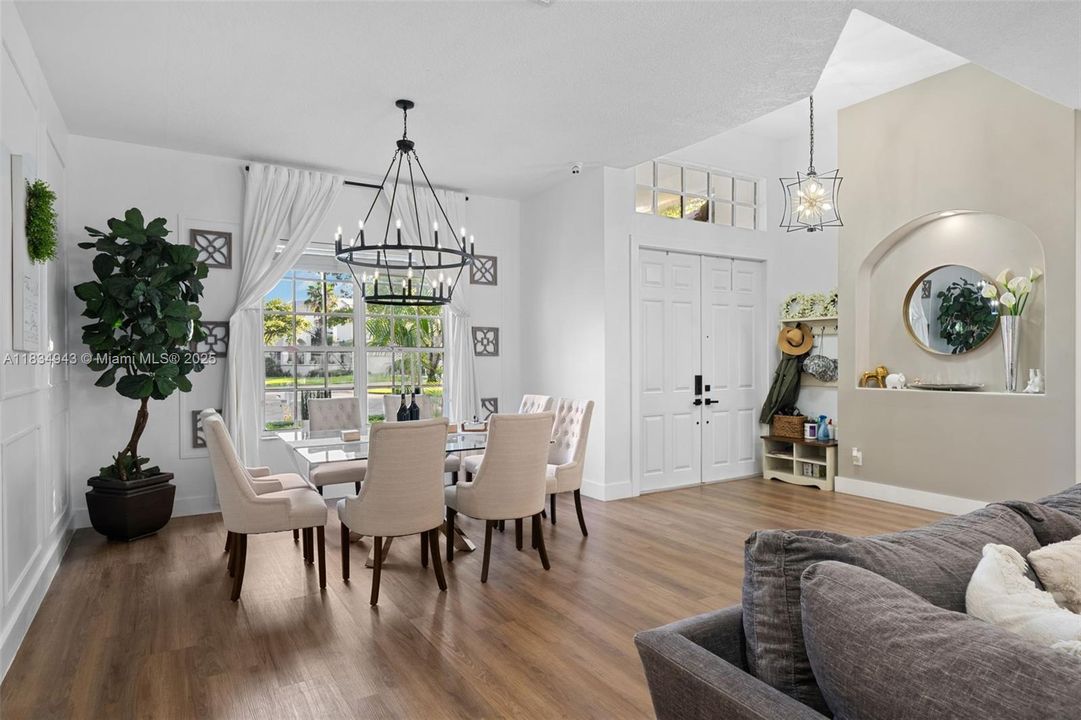 For Sale: $1,297,500 (5 beds, 3 baths, 2901 Square Feet)