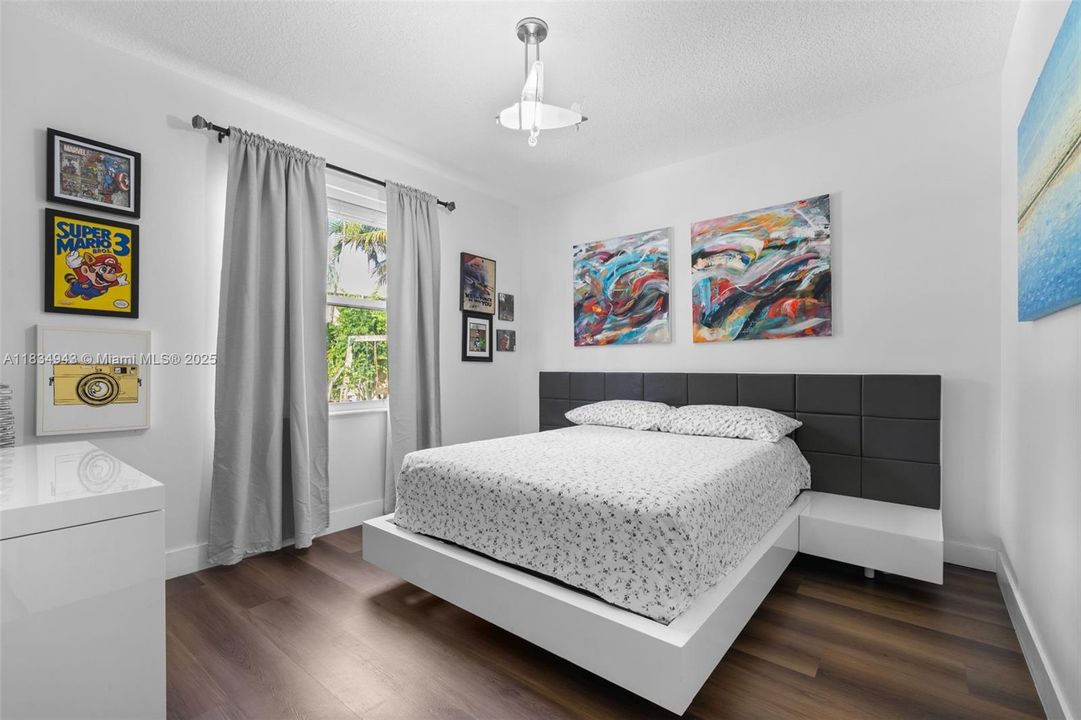 For Sale: $1,297,500 (5 beds, 3 baths, 2901 Square Feet)