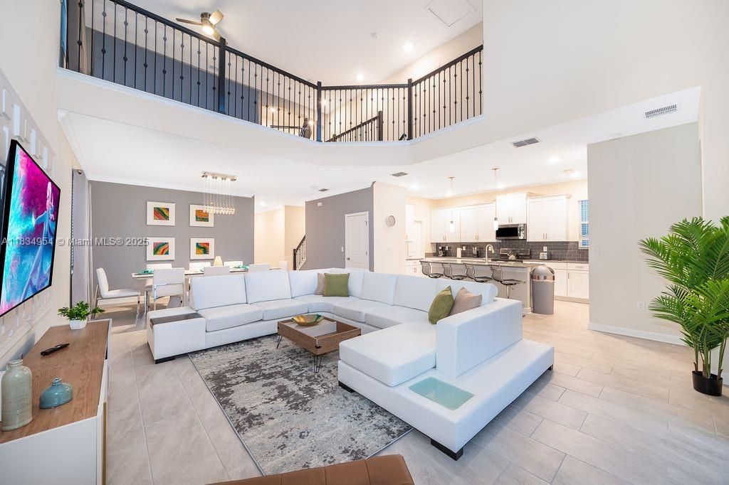 For Sale: $689,000 (5 beds, 5 baths, 0 Square Feet)