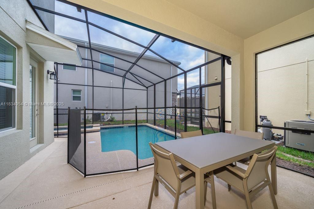 For Sale: $689,000 (5 beds, 5 baths, 0 Square Feet)