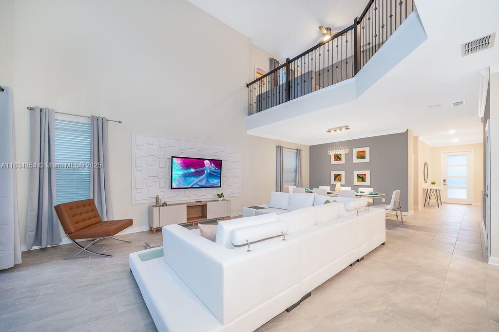 For Sale: $689,000 (5 beds, 5 baths, 0 Square Feet)