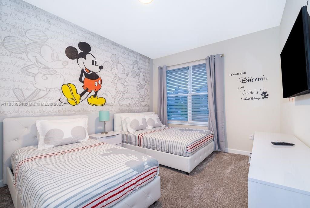 For Sale: $689,000 (5 beds, 5 baths, 0 Square Feet)