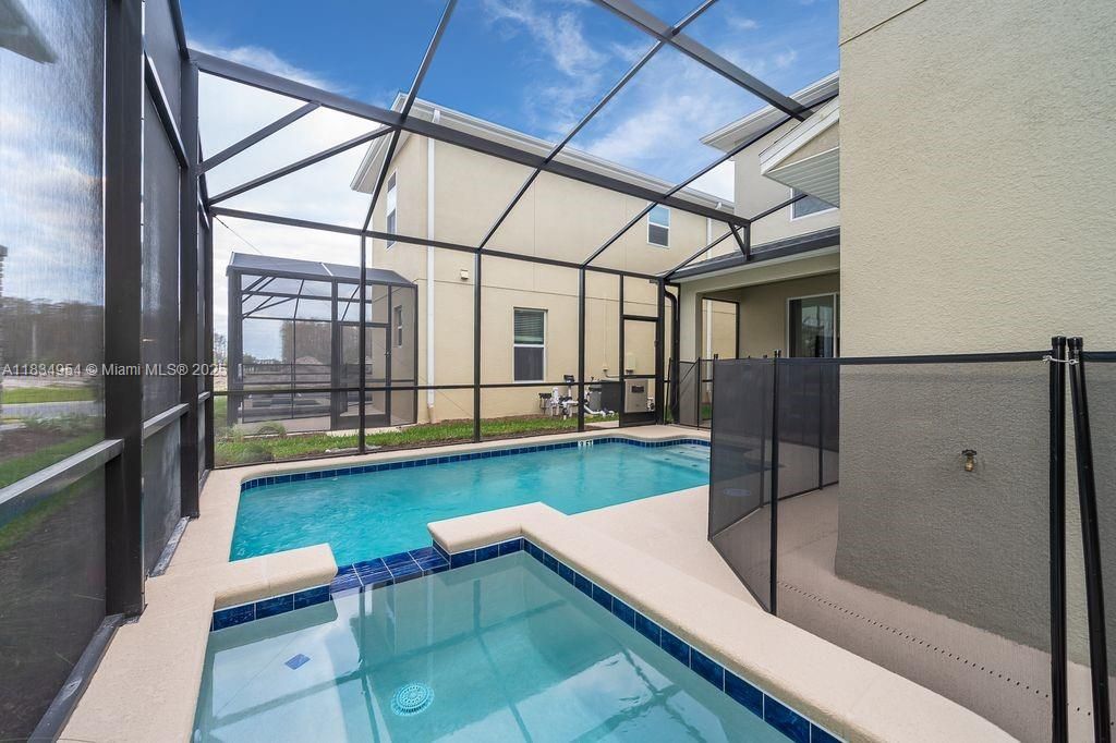 For Sale: $689,000 (5 beds, 5 baths, 0 Square Feet)