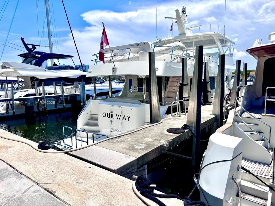 待售: $639,000 (没有数据)