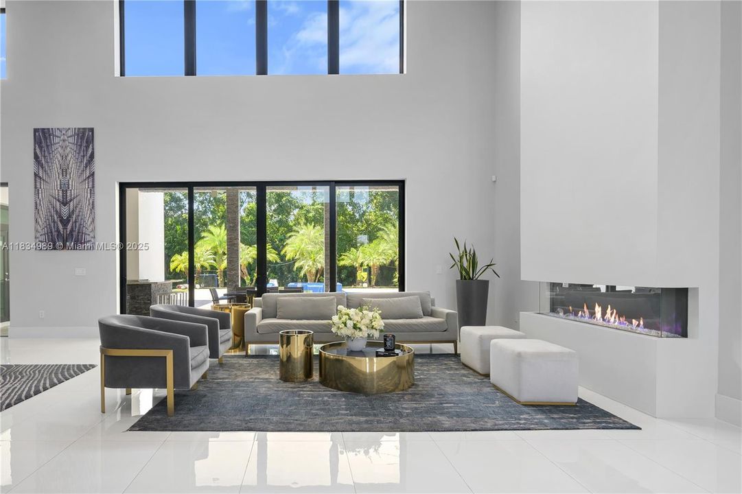 待售: $4,495,000 (6 贝兹, 6 浴室, 6756 平方英尺)