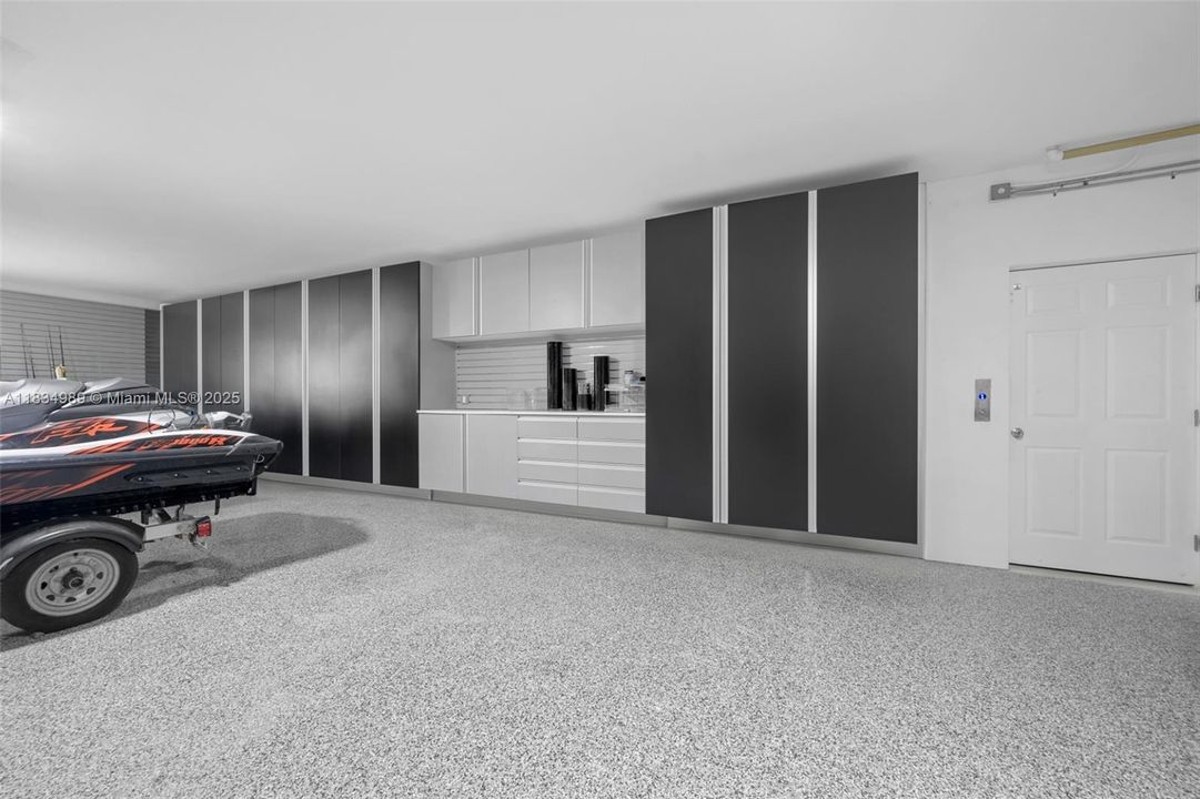 待售: $4,495,000 (6 贝兹, 6 浴室, 6756 平方英尺)