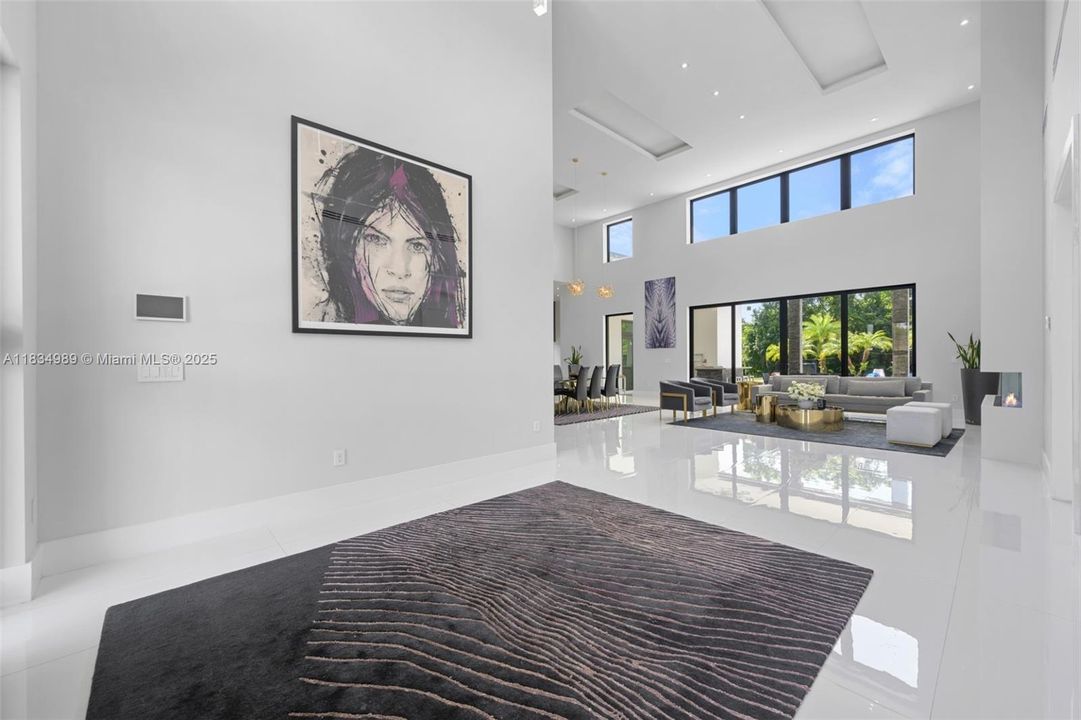 待售: $4,495,000 (6 贝兹, 6 浴室, 6756 平方英尺)