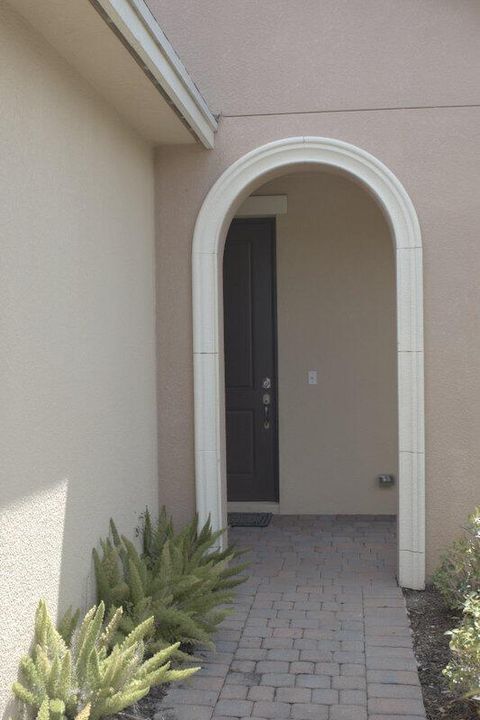 Entry Walk