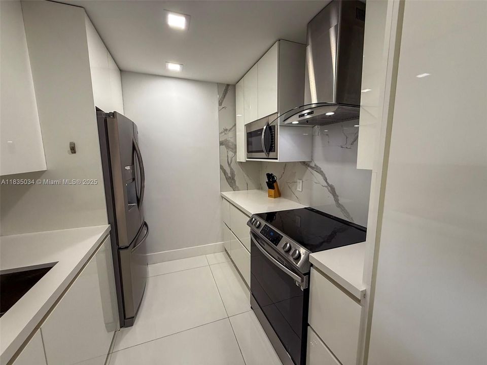 待售: $399,000 (2 贝兹, 2 浴室, 1157 平方英尺)