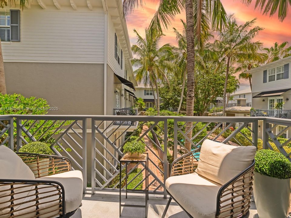 待售: $749,000 (3 贝兹, 3 浴室, 1880 平方英尺)