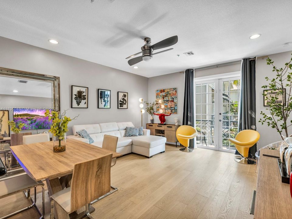 待售: $749,000 (3 贝兹, 3 浴室, 1880 平方英尺)