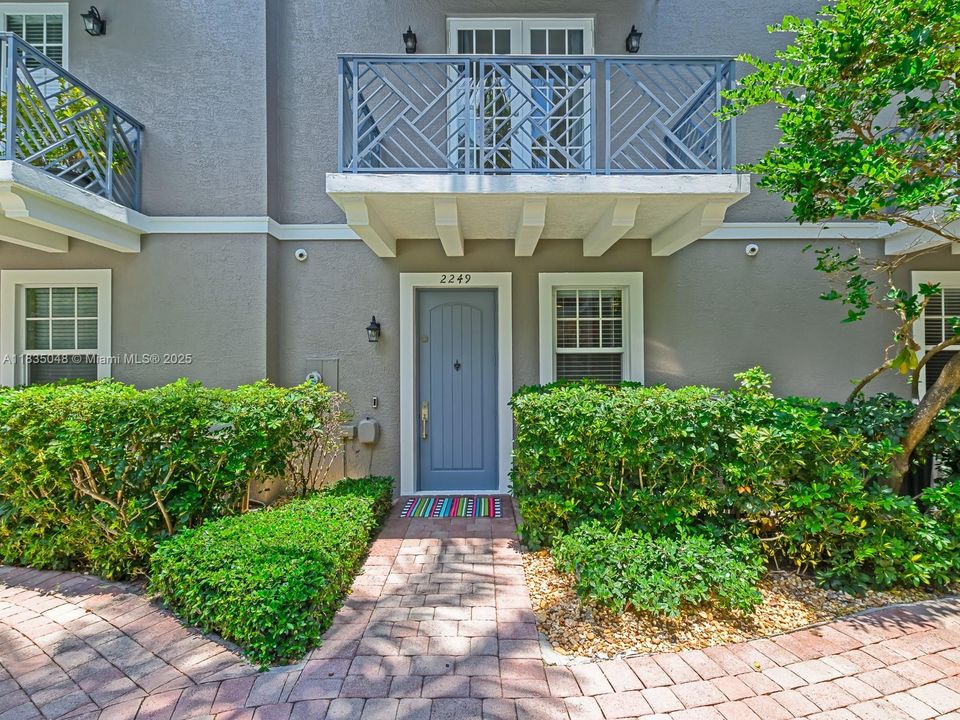 待售: $749,000 (3 贝兹, 3 浴室, 1880 平方英尺)