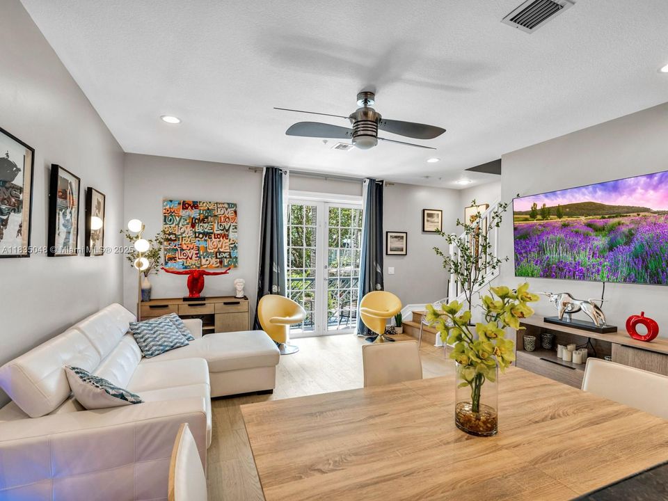 待售: $749,000 (3 贝兹, 3 浴室, 1880 平方英尺)