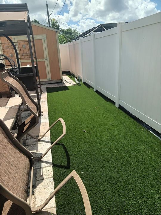 В аренду: $5,000 (6 спален, 3 ванн, 3000 Квадратных фут)