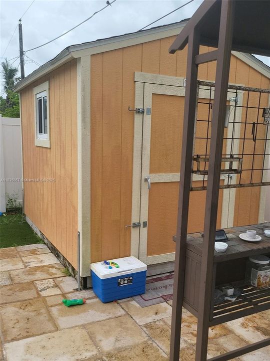 В аренду: $5,000 (6 спален, 3 ванн, 3000 Квадратных фут)