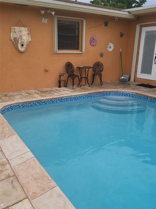 В аренду: $5,000 (6 спален, 3 ванн, 3000 Квадратных фут)