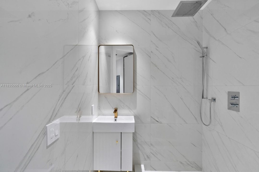 待售: $10,900,000 (4 贝兹, 5 浴室, 4154 平方英尺)