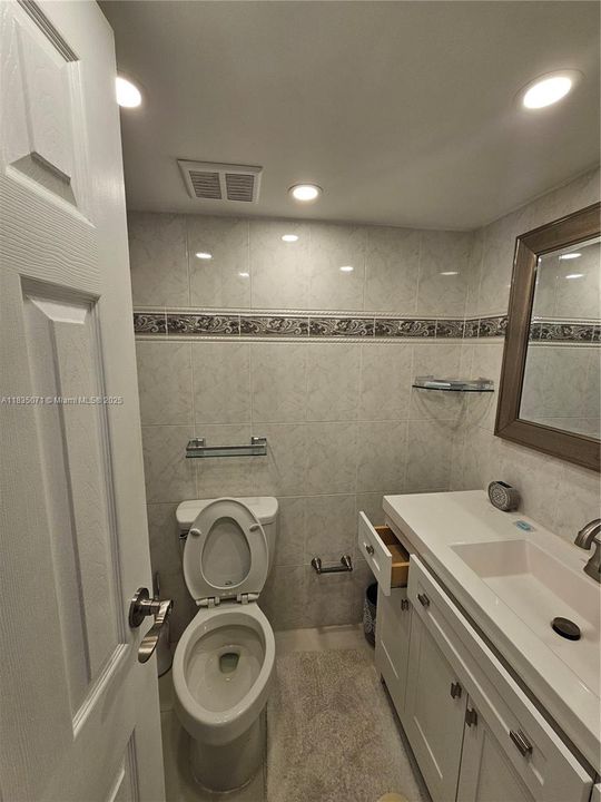 En Venta: $285,000 (1 camas, 1 baños, 725 Pies cuadrados)