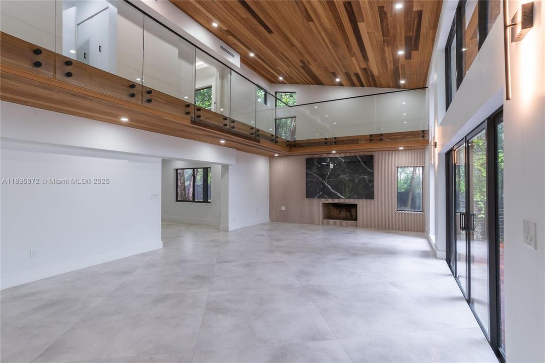 Recently Rented: $19,000 (4 beds, 3 baths, 0 Square Feet)