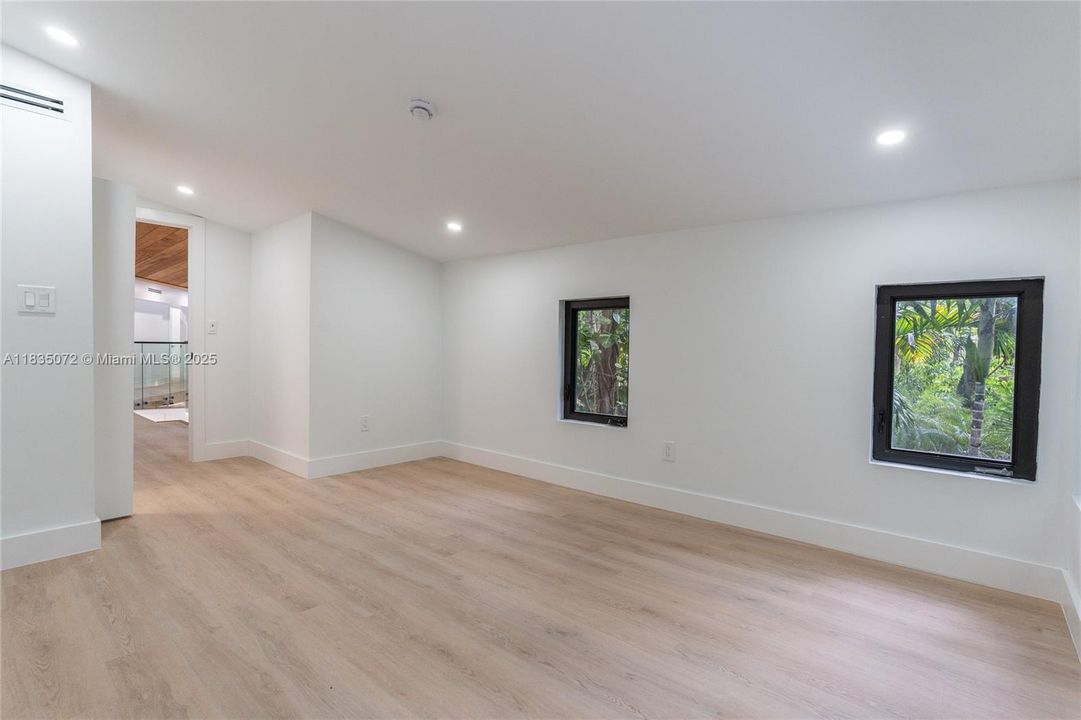 Recently Rented: $19,000 (4 beds, 3 baths, 0 Square Feet)