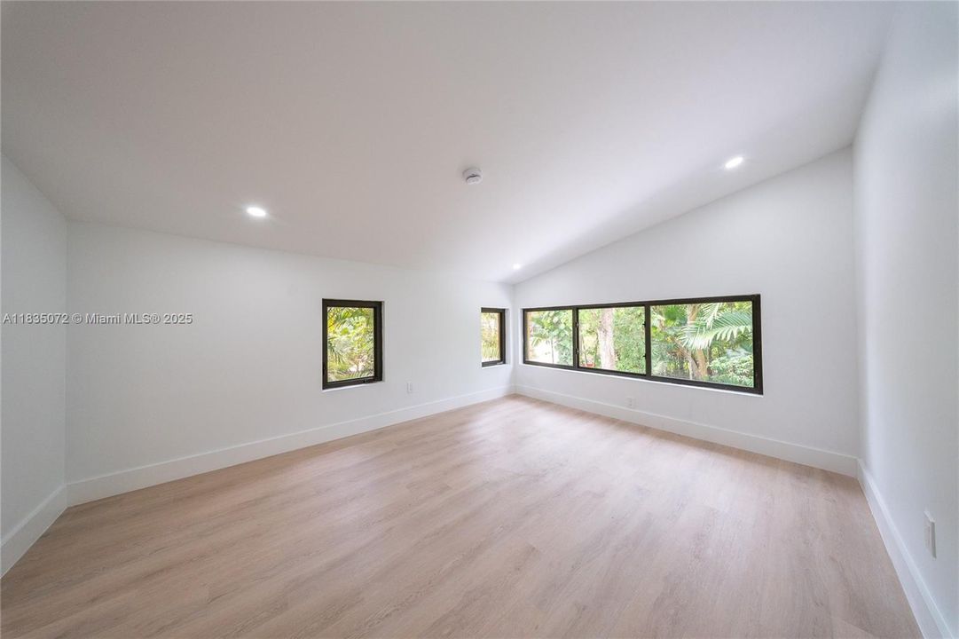 Recently Rented: $19,000 (4 beds, 3 baths, 0 Square Feet)