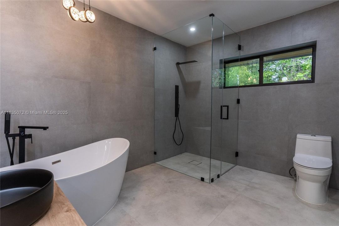 Recently Rented: $19,000 (4 beds, 3 baths, 0 Square Feet)