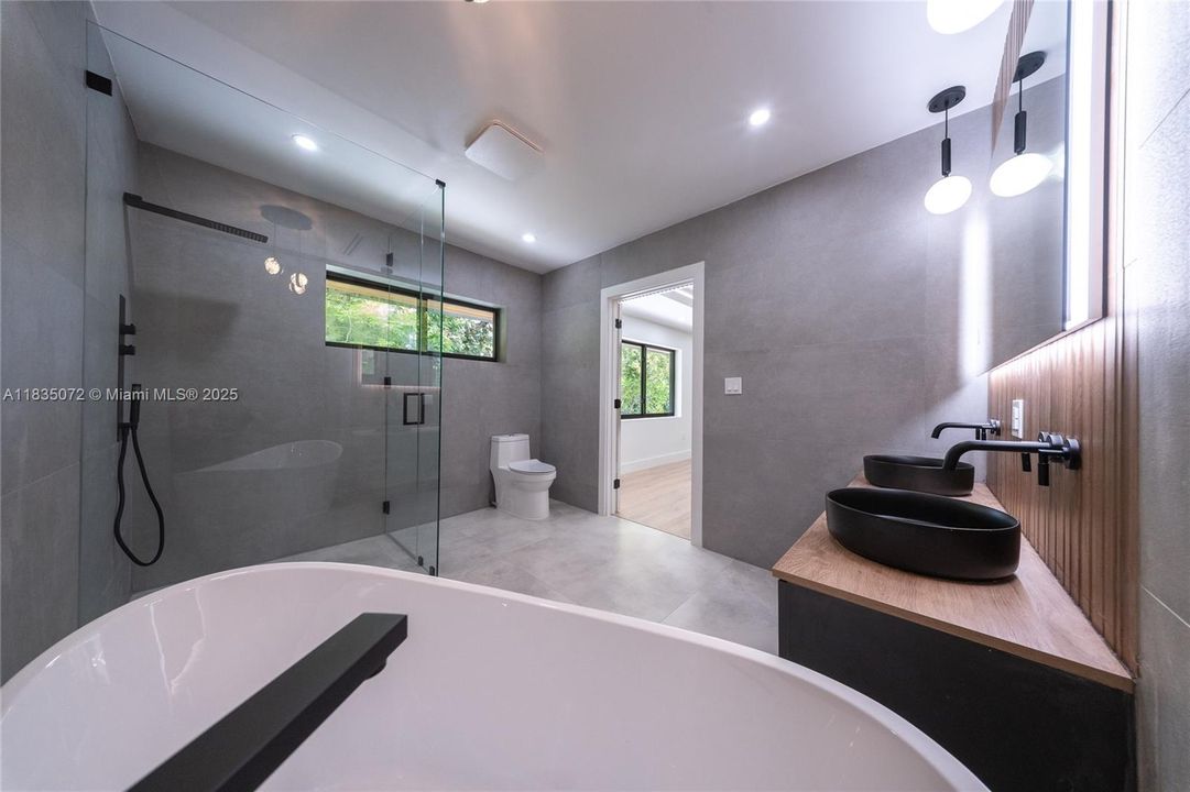 Recently Rented: $19,000 (4 beds, 3 baths, 0 Square Feet)