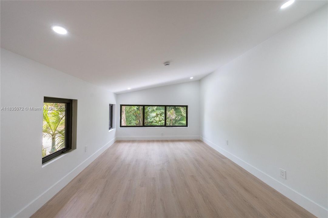 Recently Rented: $19,000 (4 beds, 3 baths, 0 Square Feet)