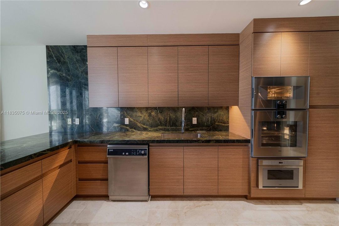 Top quality Cabinetry